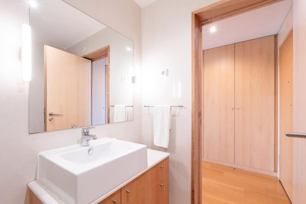 Viva Stadium Residence Studios Porto Eksteriør billede